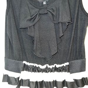 Black and white bow front dress with pockets size XL